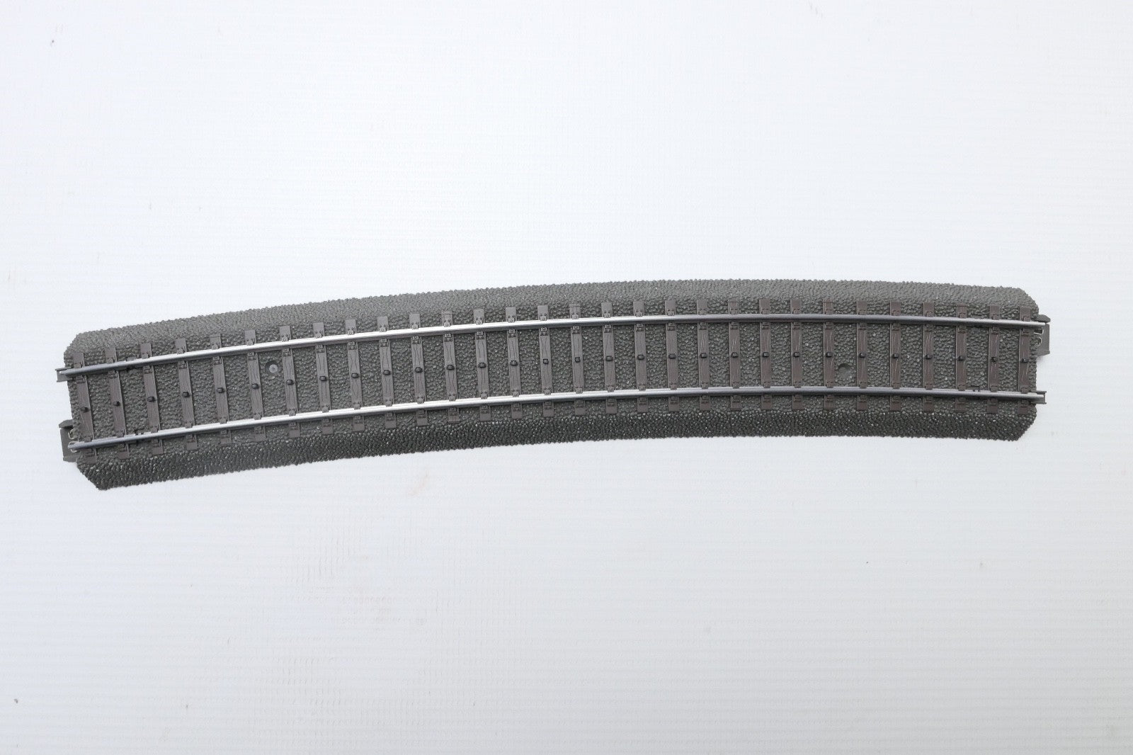 Märklin H0 Gebogenes Gleis, 1114,6 mm , 12,1 Grad , NEUWARE!2