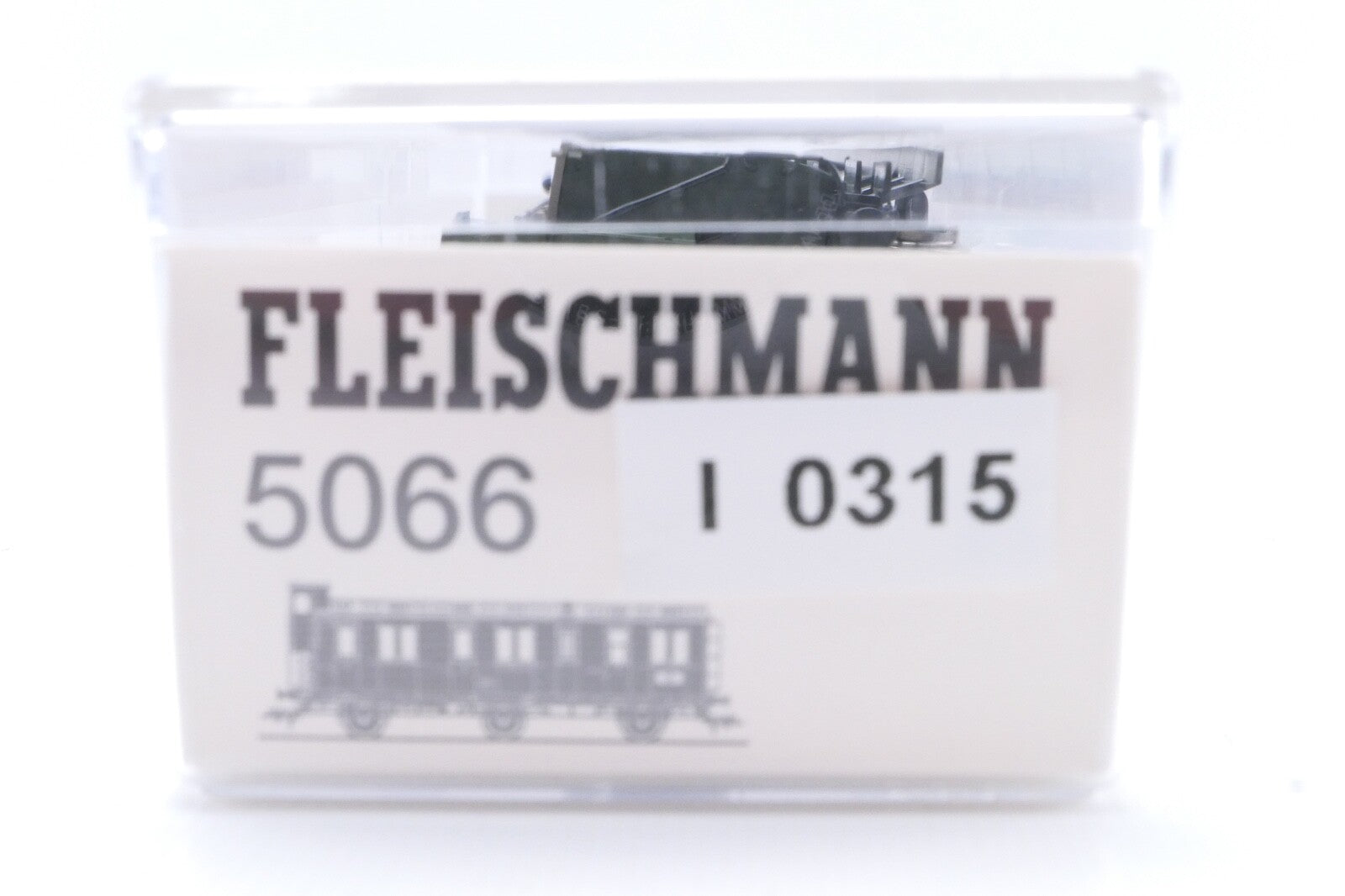 Fleischmann 5066K Personenwagen 2. Kl. der DB, Analog, Spur H0, in OVP.9