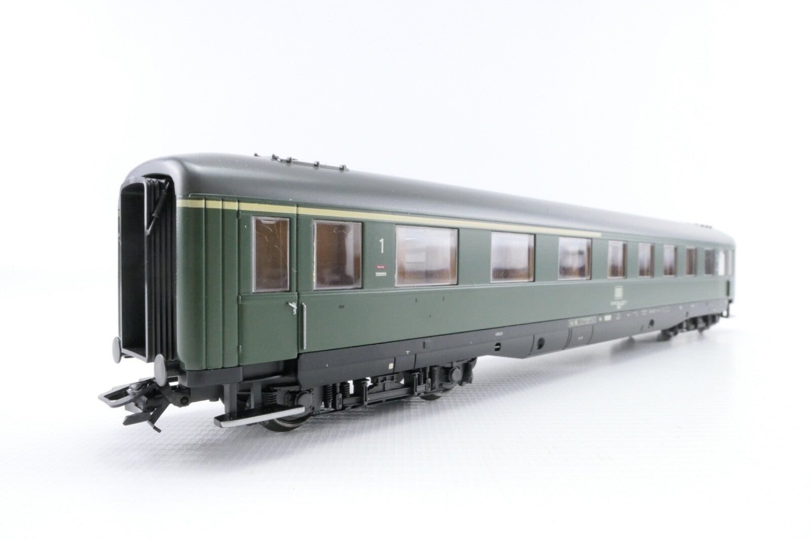 Märklin 43210 Schürzenwagen 1./2. Klasse der DB , Spur H0, in OVP.1
