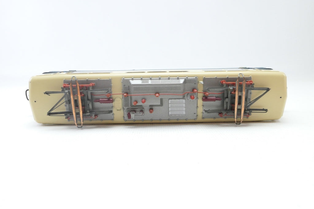 Märklin H0 3042 E-Lok BR 111 043-6 der DB, Analog, in OVP.7