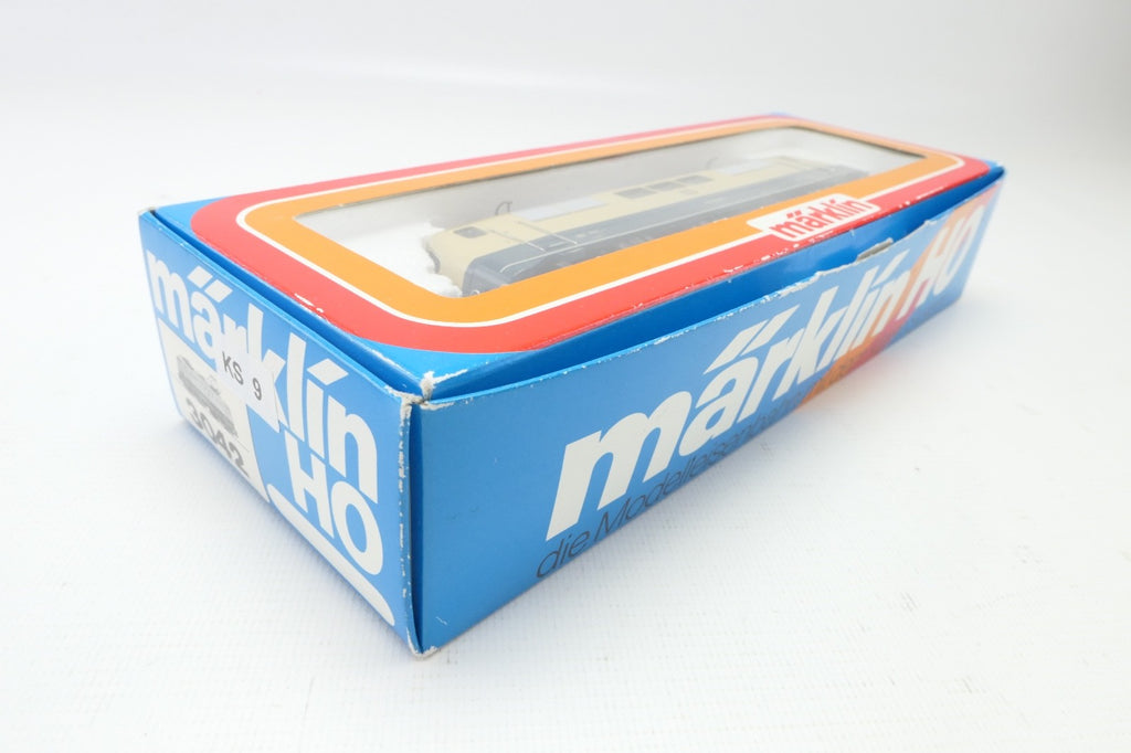 Märklin H0 3042 E-Lok BR 111 043-6 der DB, Analog, in OVP.11