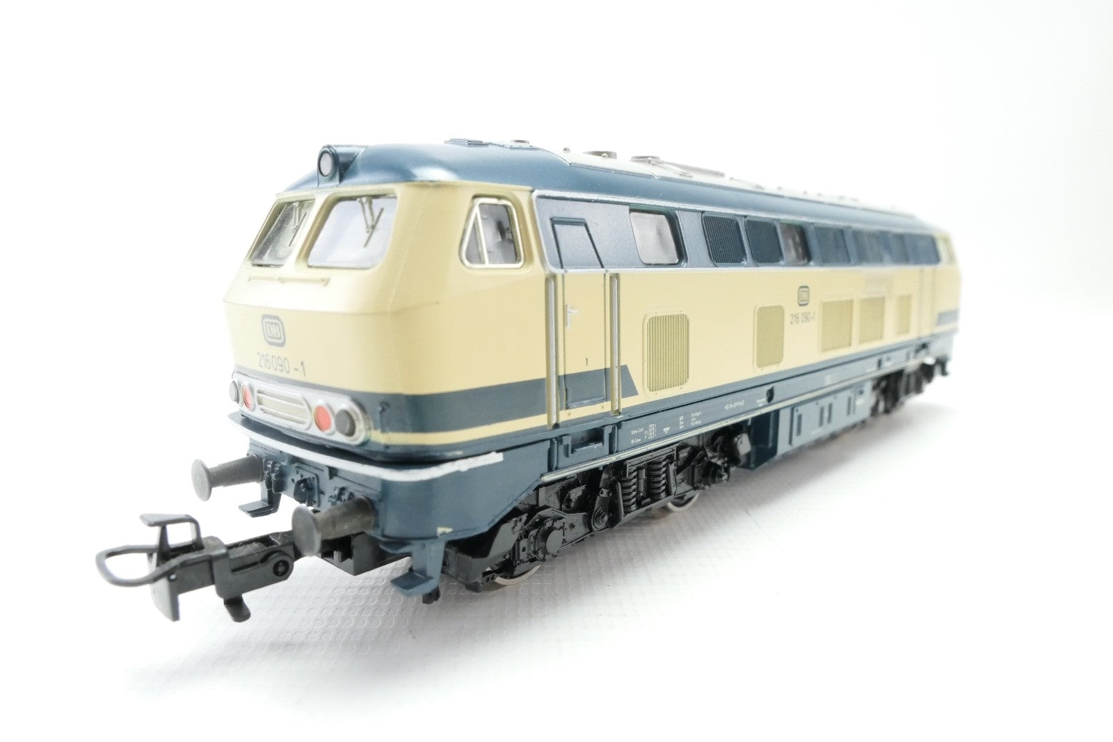 Märklin H0 3074 Diesellok BR 216 090-1 der DB, Analog in OVP.1