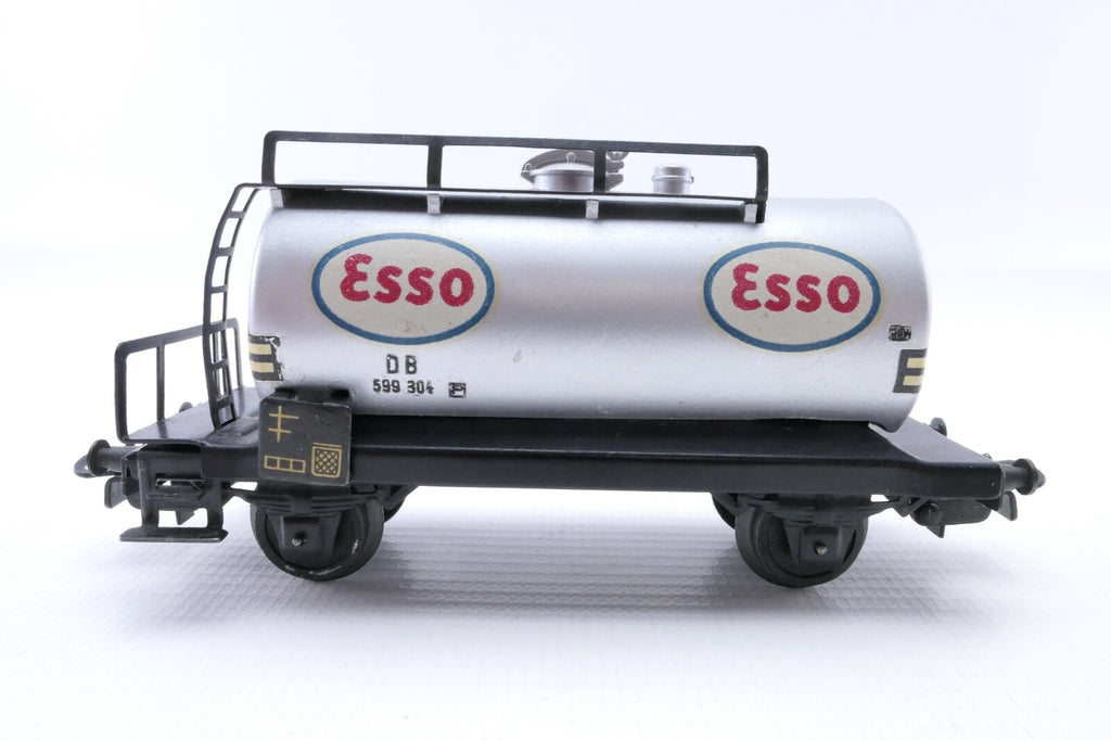 Märklin 4501 Kesselwagen Esso der DB, Analog, Spur H0, in OVP.6