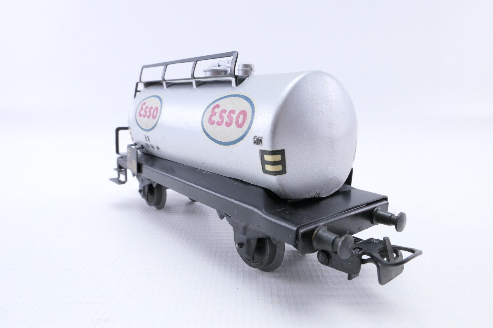 Märklin 4501 Kesselwagen Esso der DB, Analog, Spur H0, in OVP.5