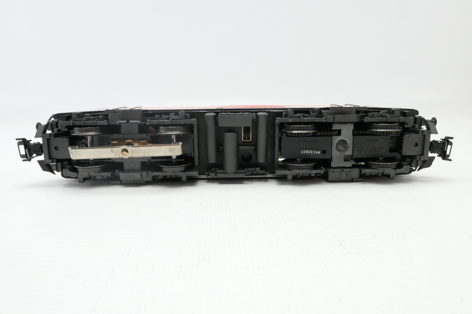 Märklin H0 34411 E-Lok BR 212 001-2 der DR, WS, Delta Digital in EVP.8