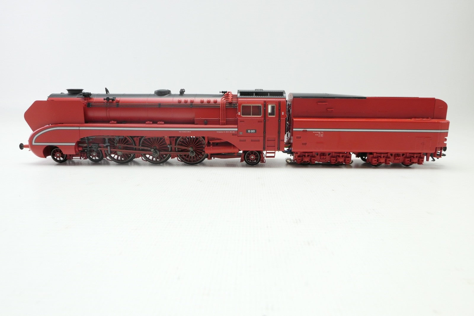 Märklin H0 37082 Dampflok BR 10001 der DB, Digital mit Sound & BA Adr. "10",OVP.6