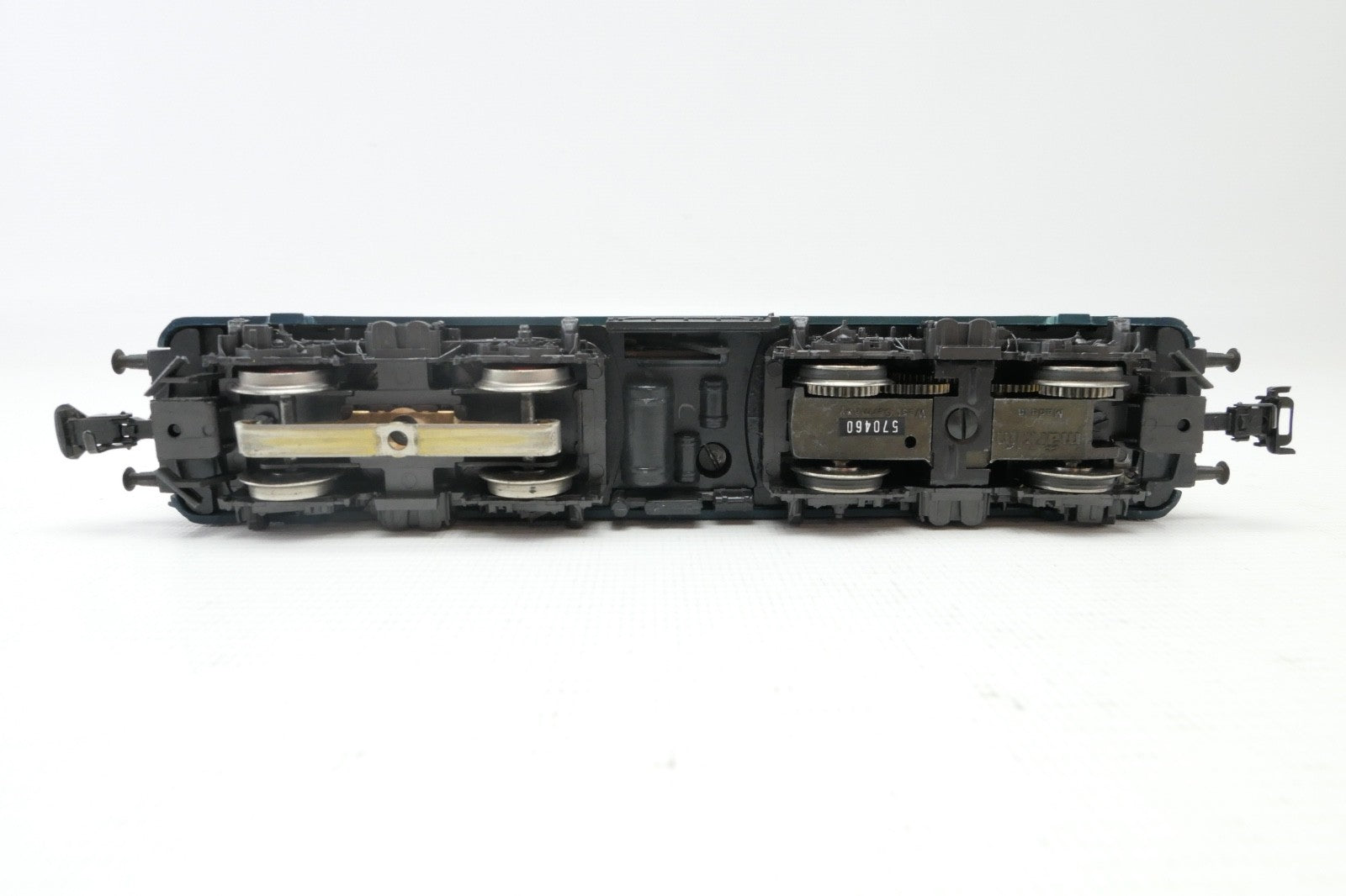 Märklin H0 3042 E-Lok BR 111 043-6 der DB, Analog, in OVP.8