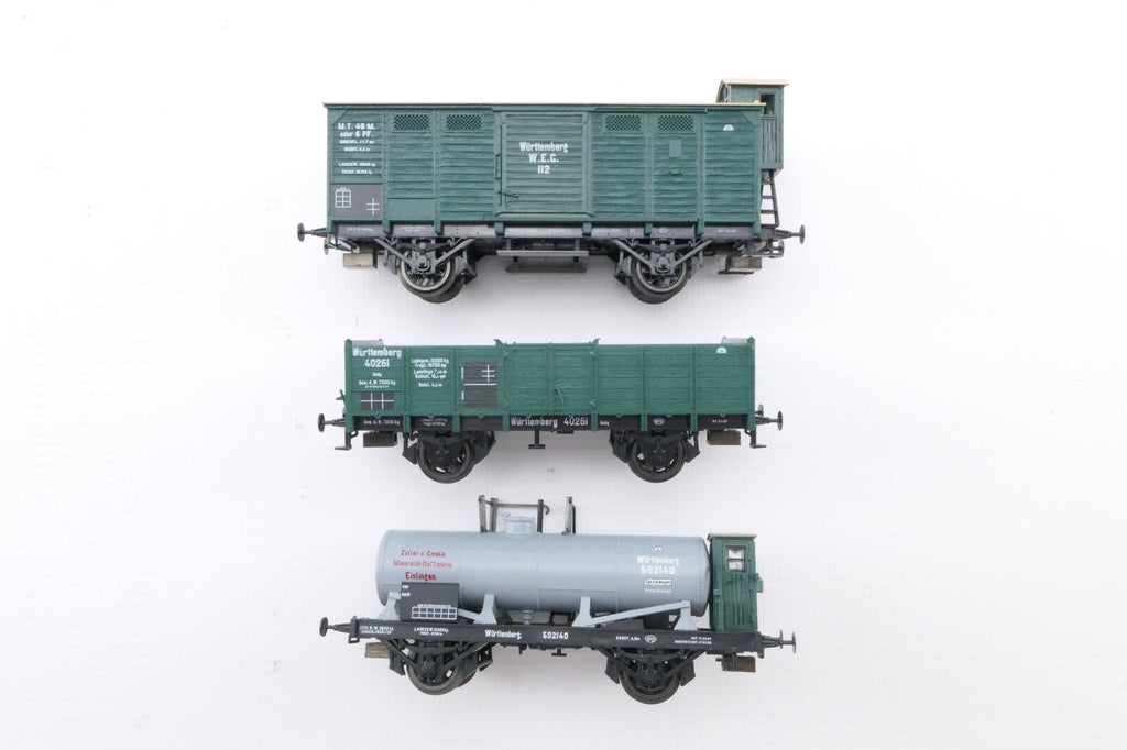 Trix 23535 Güterwagen Württemberg1