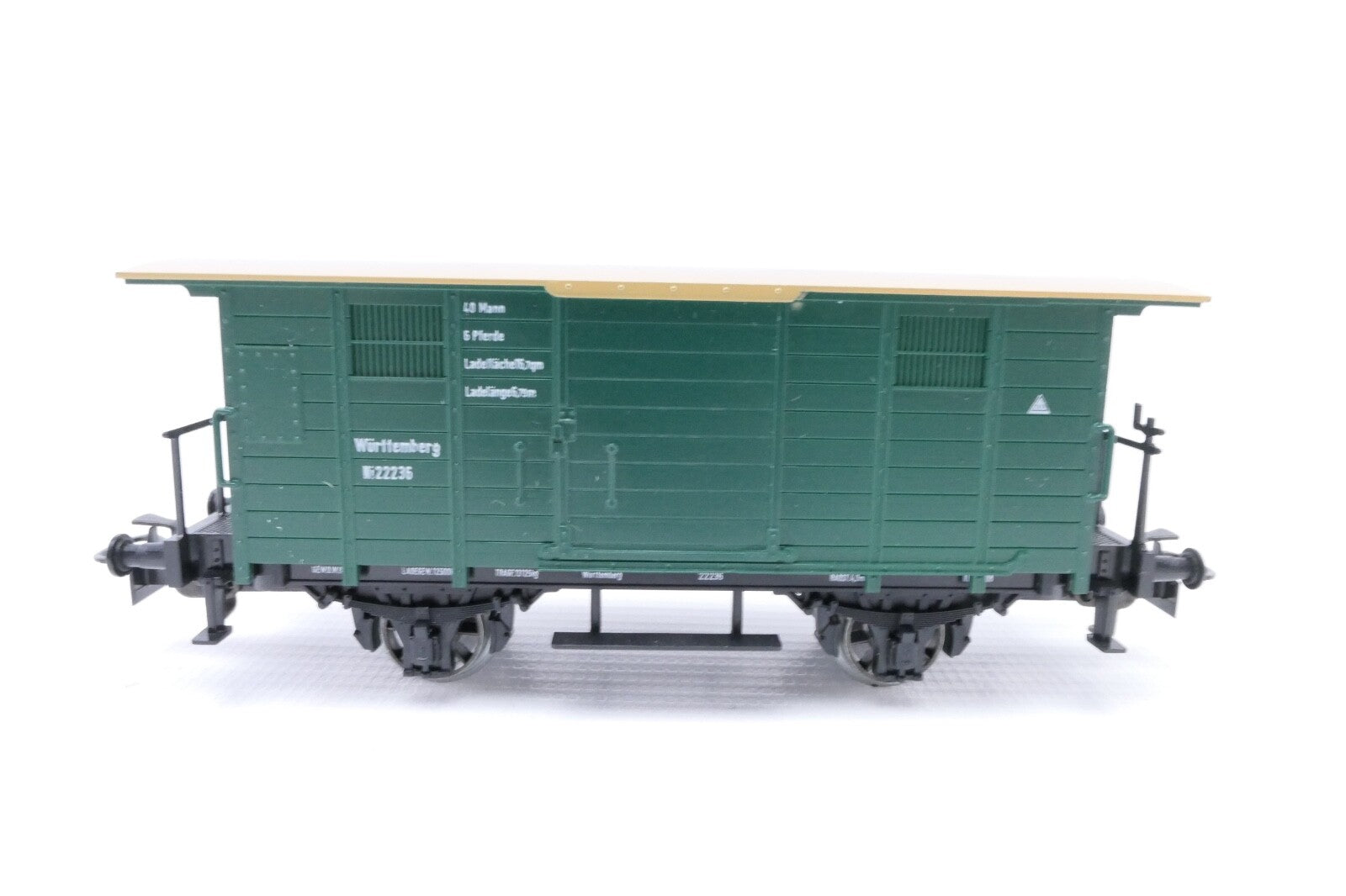 Märklin 4685 Gedeckter Güterwagen der DB, Analog, Spur H0, in OVP.6