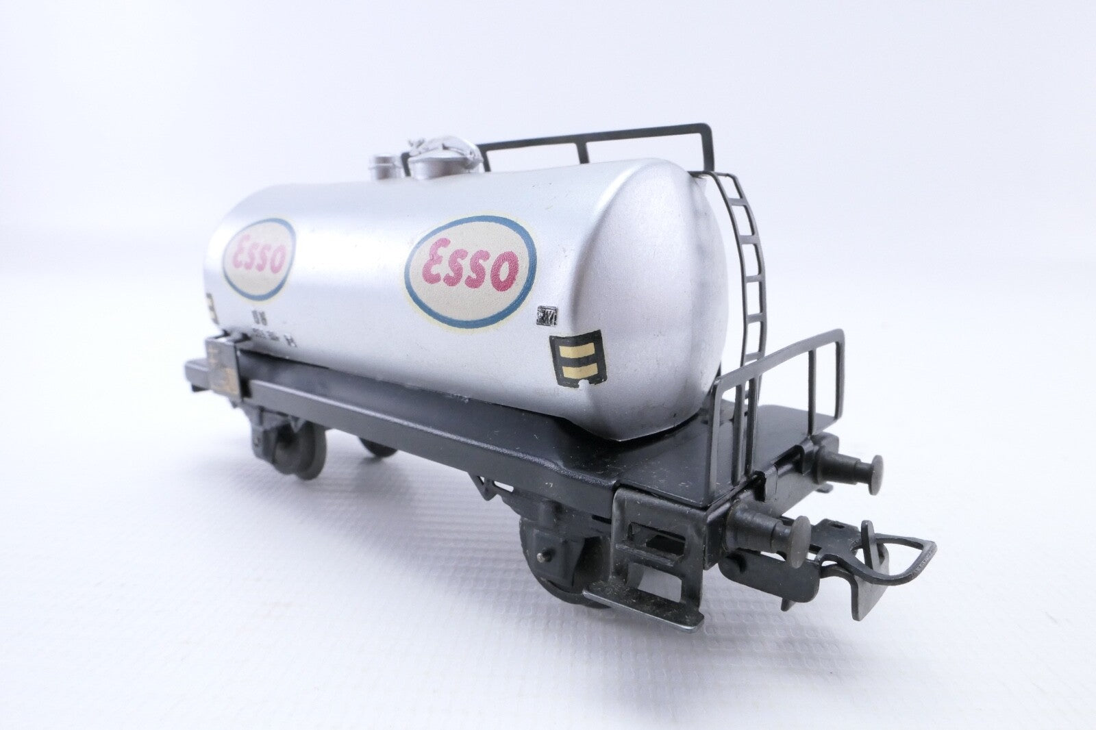 Märklin 4501 Kesselwagen Esso der DB, Analog, Spur H0, in OVP.2