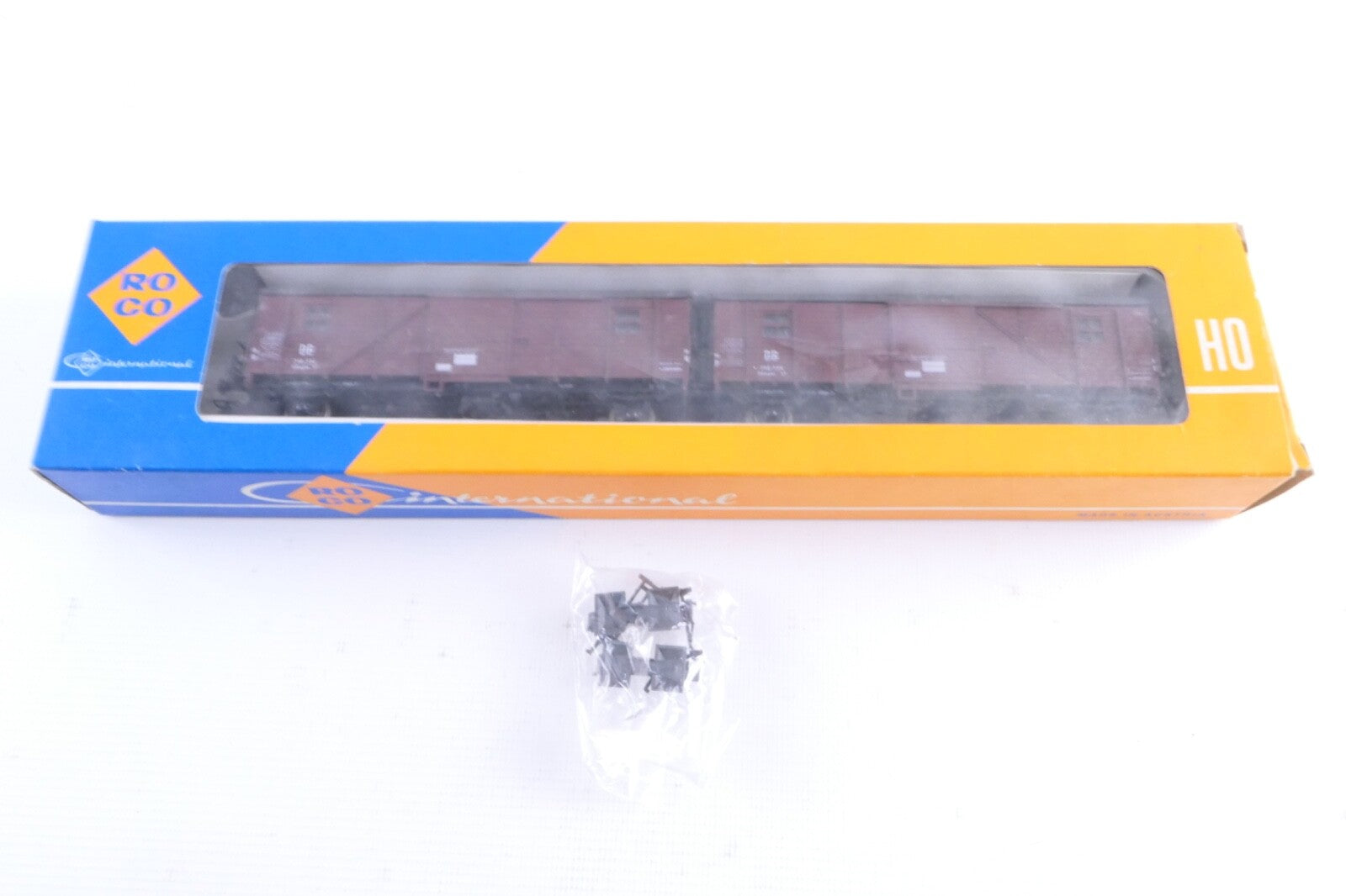 Roco 4328 Gedecktes Güterwagenpaar Leig-Einheit der DB, Analog, Spur H0, in OVP.9