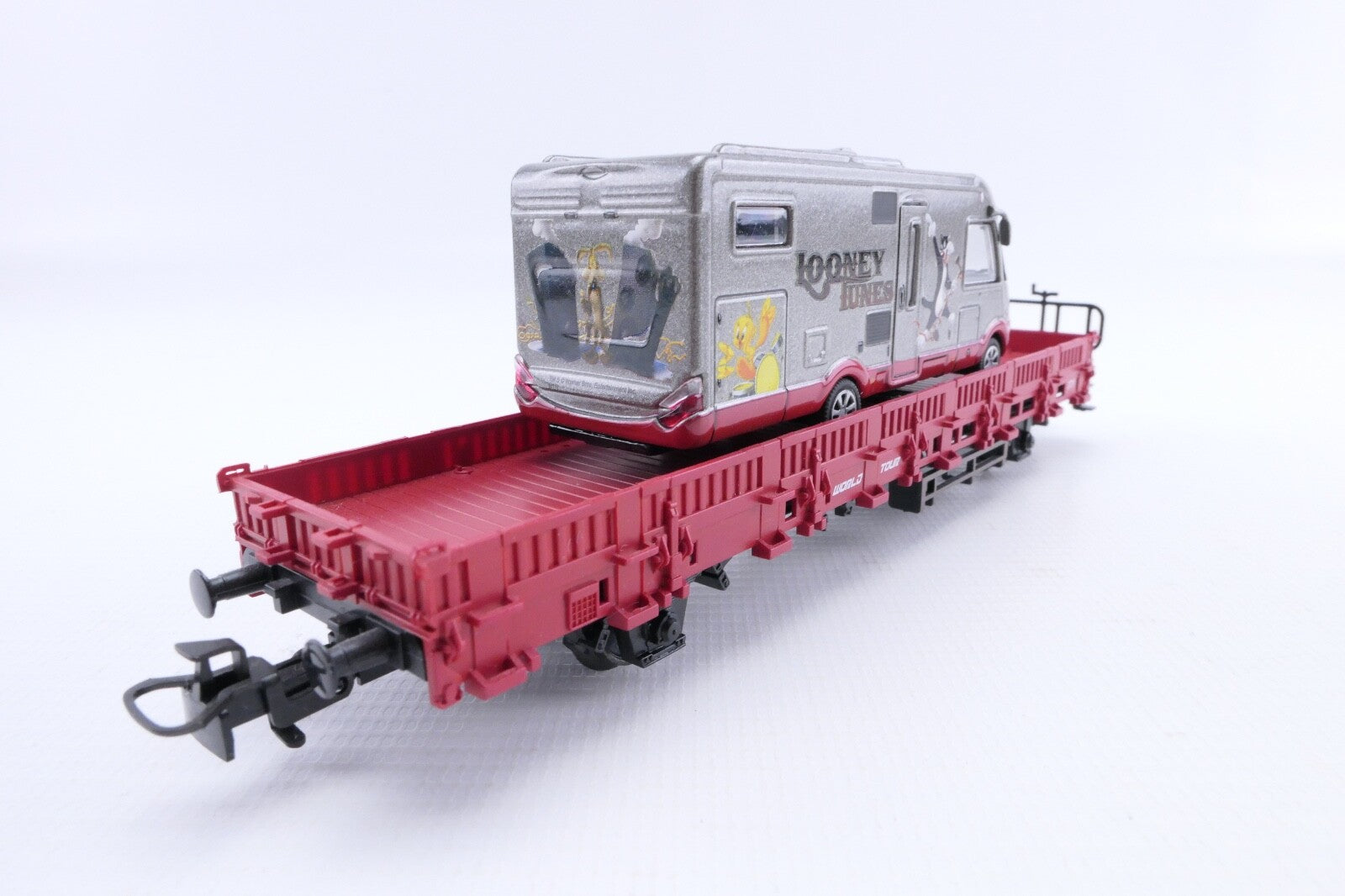 Märklin H0 48611 1.FC Märklin Jahreswagen 2011 "Rooney Tunes, Spur H0, in OVP.4