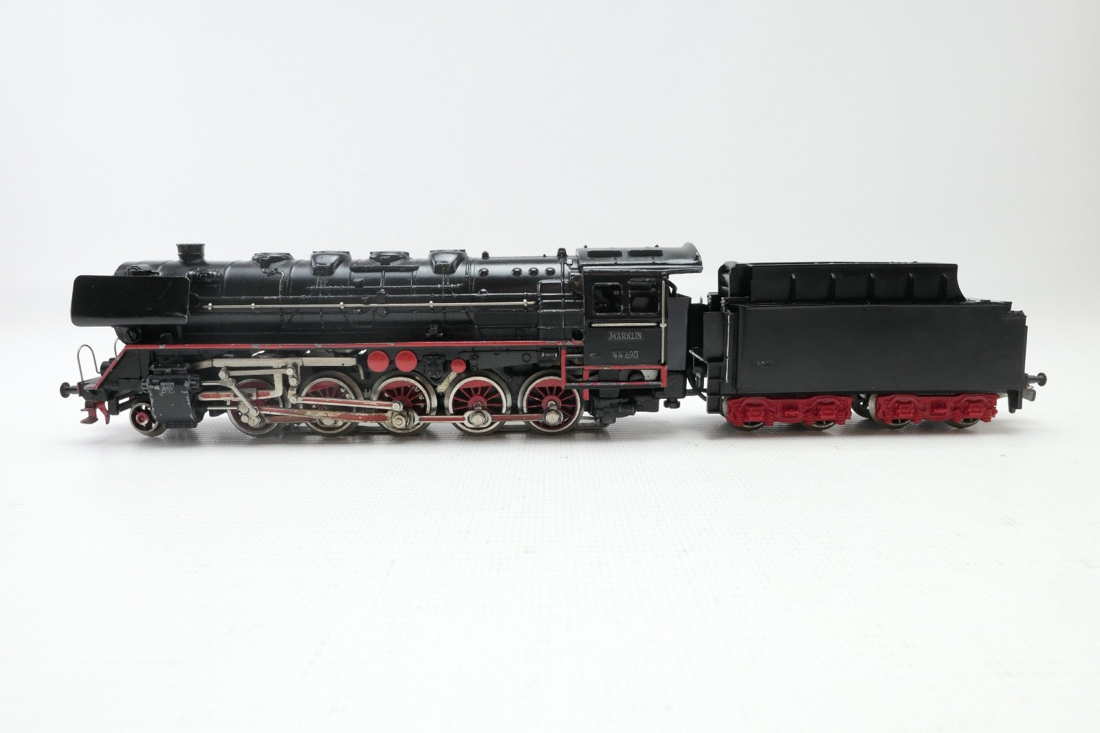 Märklin H0 3027 Dampflok BR 44 690 der DB, Analog, ohne Verpackung.5