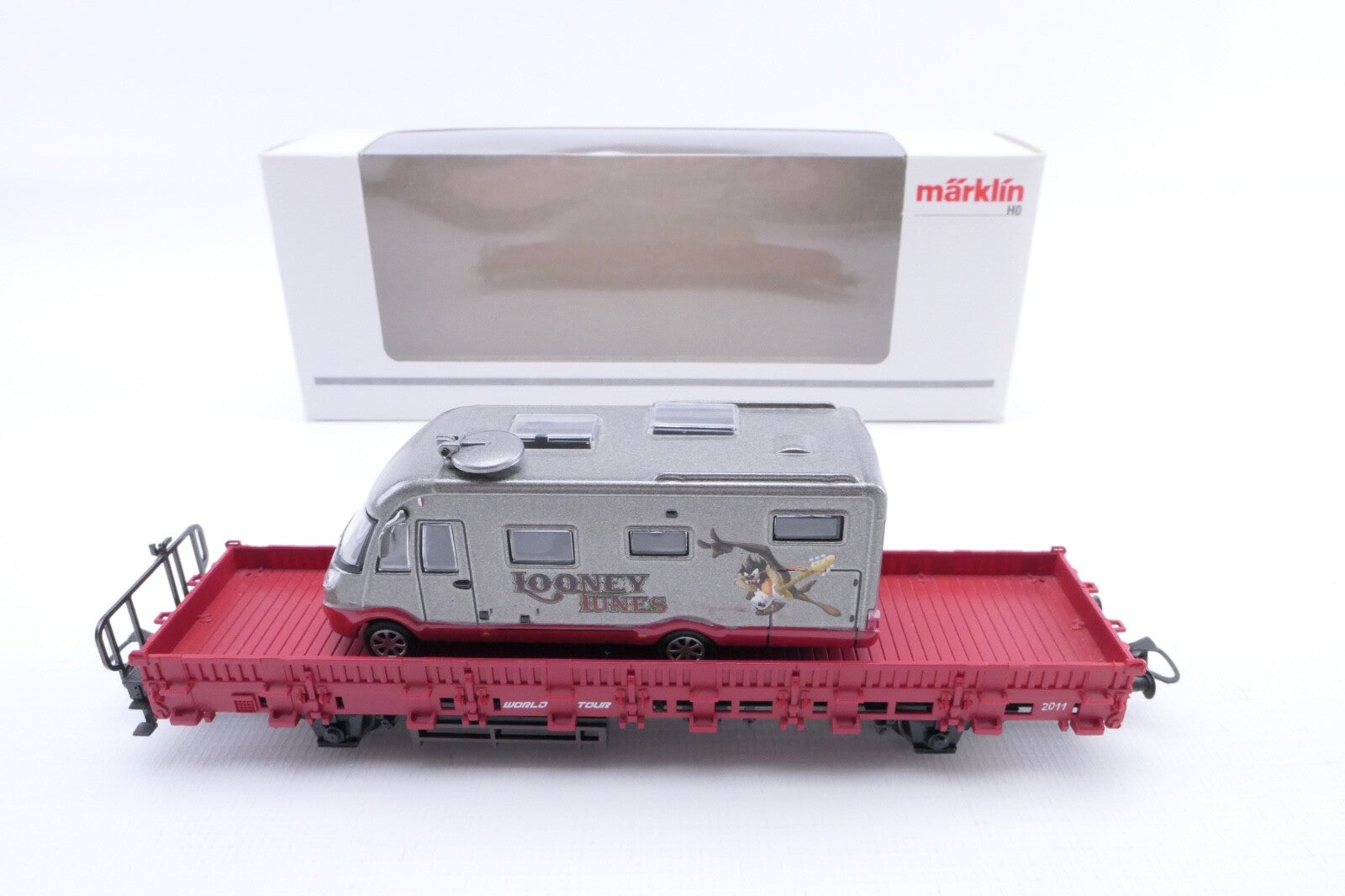 Märklin H0 48611 1.FC Märklin Jahreswagen 2011 "Rooney Tunes, Spur H0, in OVP.0