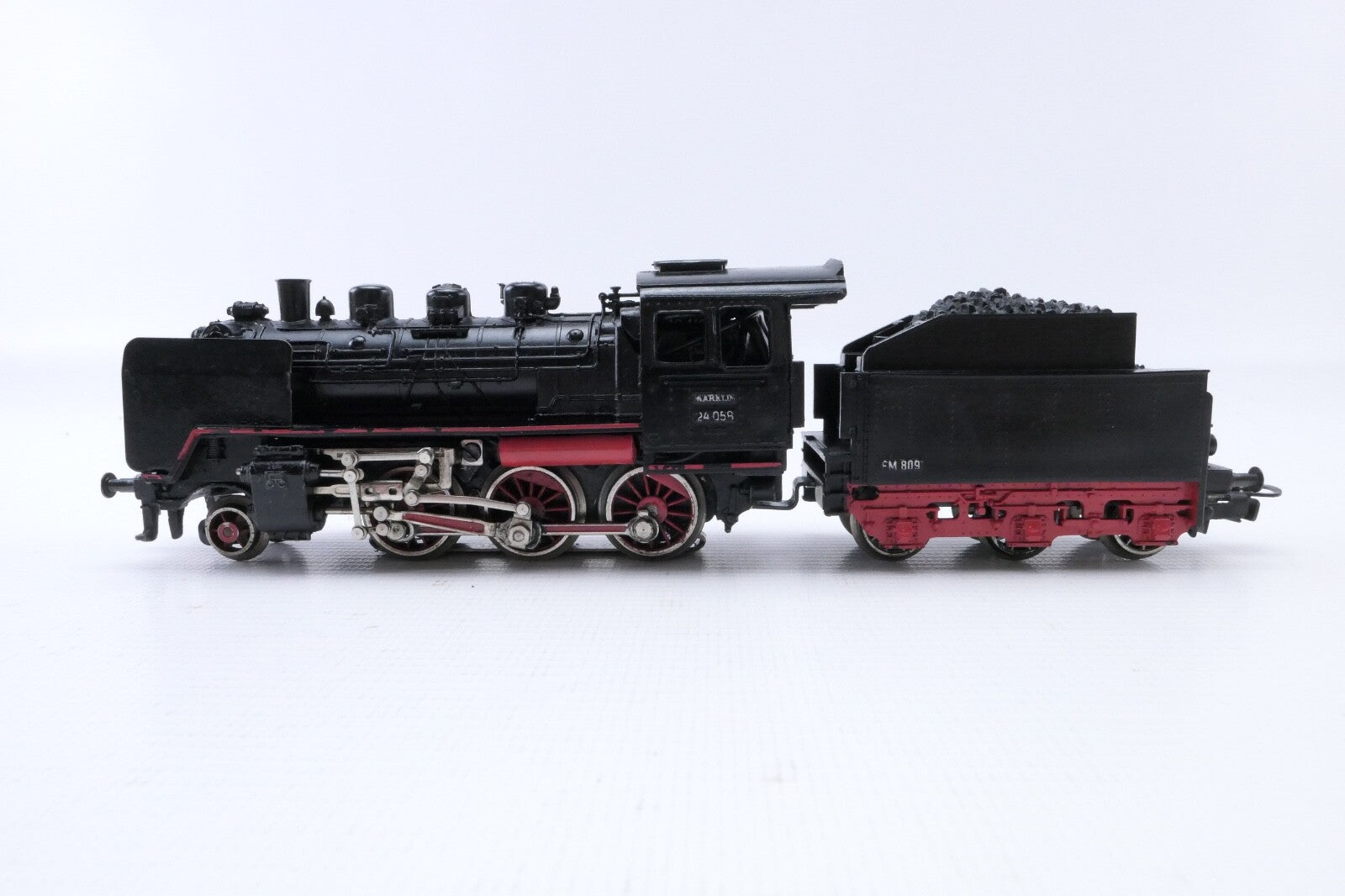 Märklin 3003 Schlepptender Dampflok BR 24 014 der DB, Analog, Spur H0, in OVP.5