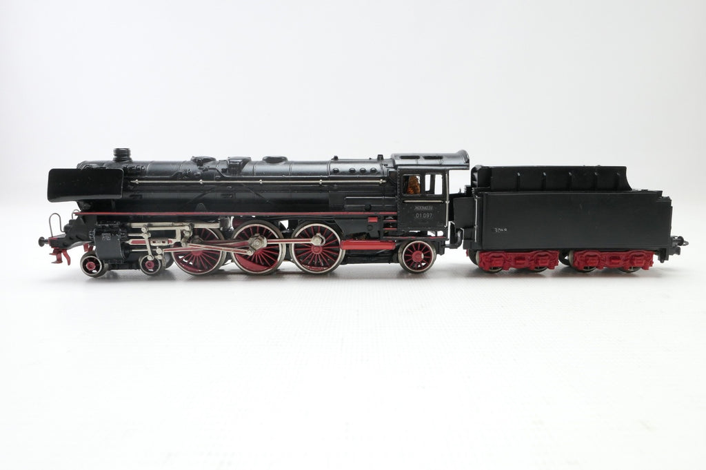 Märklin H0 3046 Dampflok BR01 097 der DB, ohne Verpackung.5