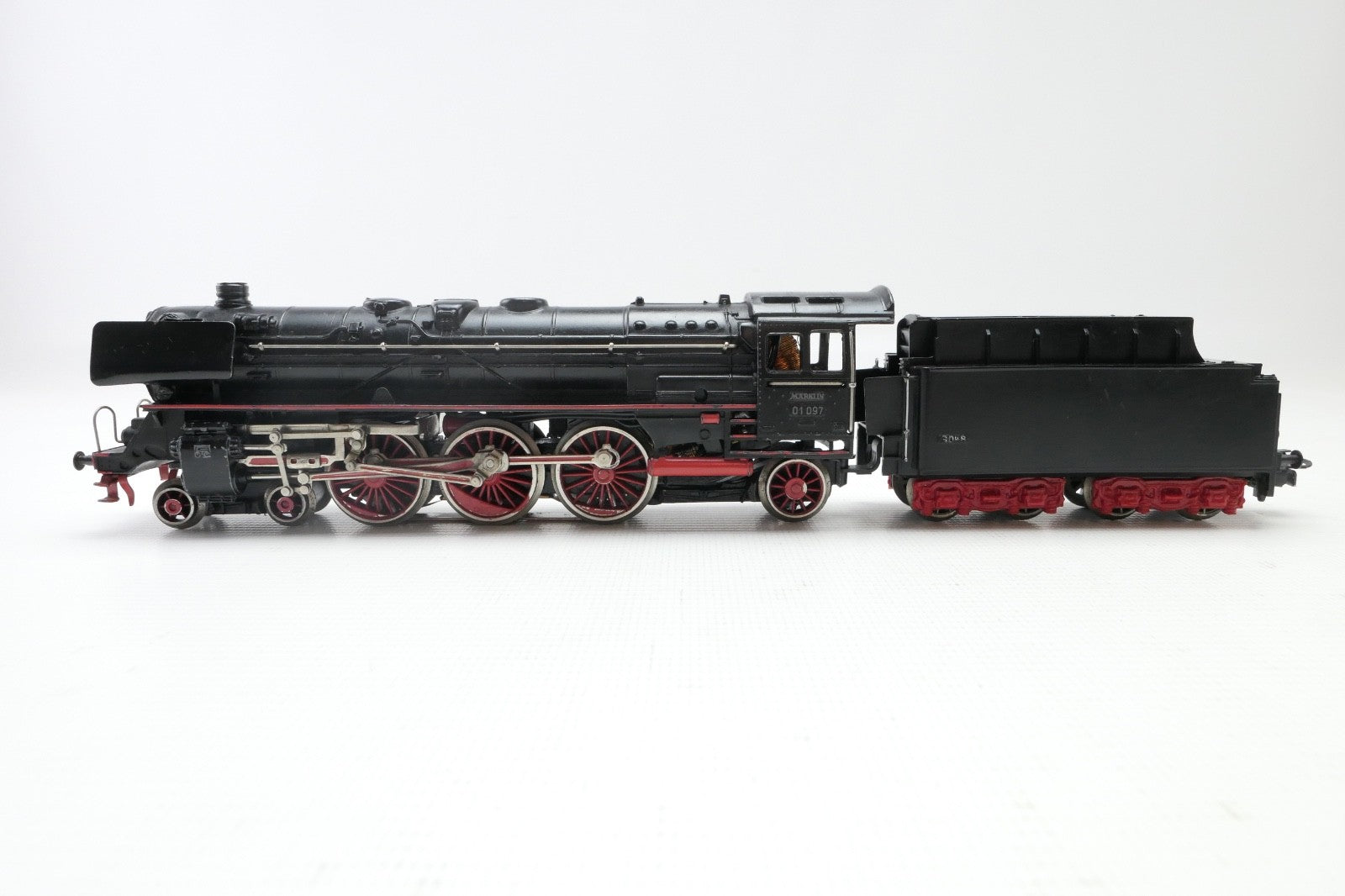 Märklin H0 3046 Dampflok BR01 097 der DB, ohne Verpackung.5