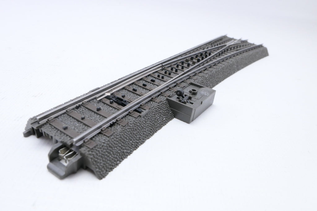 Märklin H0 24712 Weiche rechts 236,1mm, Radius 1114,6mm, 12,1 Grad, NEU! in OVP.1