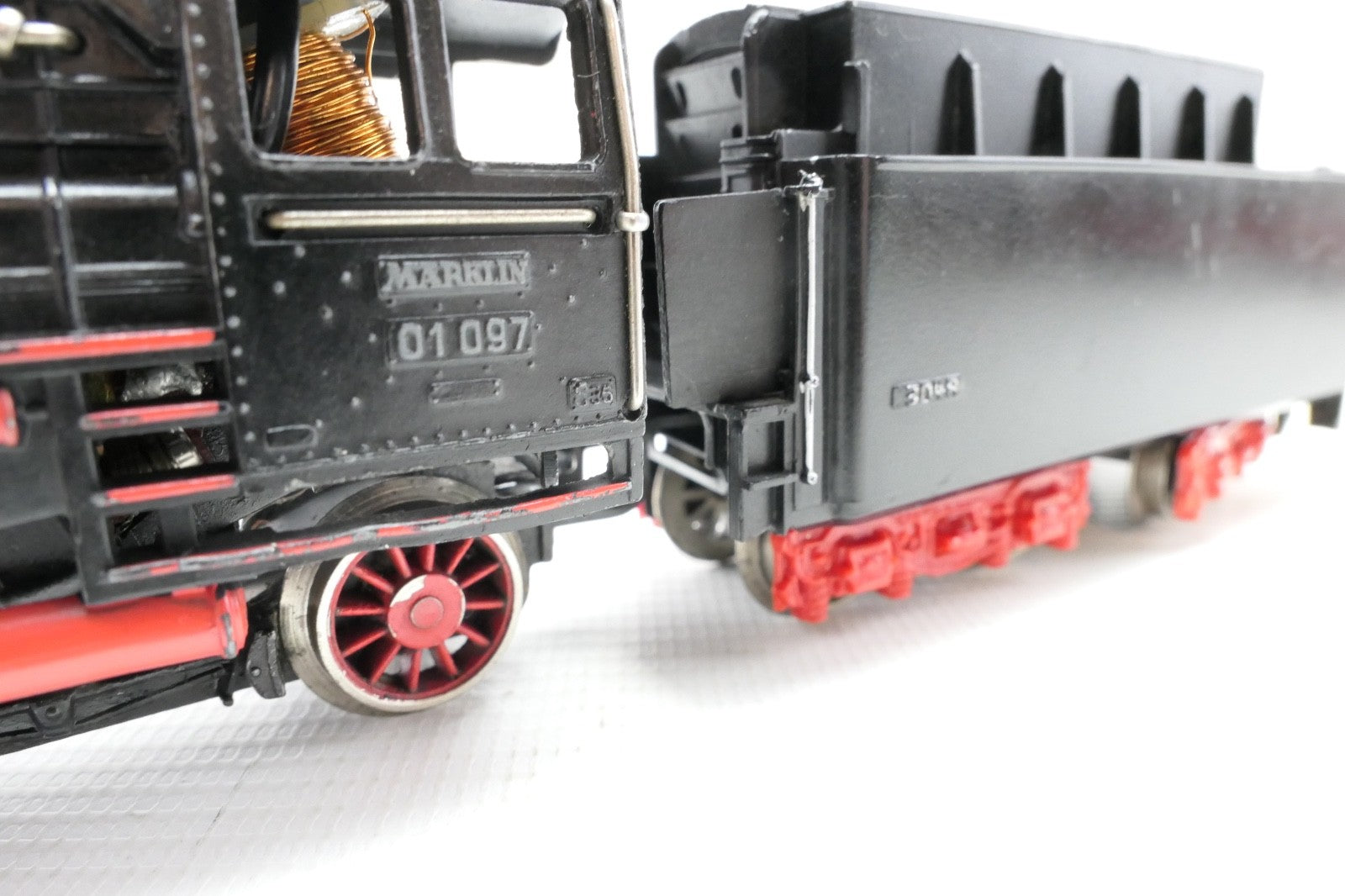 Märklin H0 3046 Dampflok BR01 097 der DB, ohne Verpackung.7