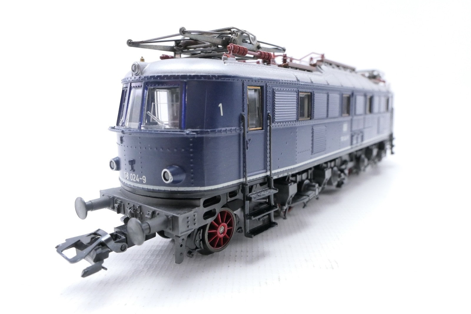Märklin H0 3368 E-Lok BR 118 024-9 der DB, WS, Analog, in OVP mit BA.1