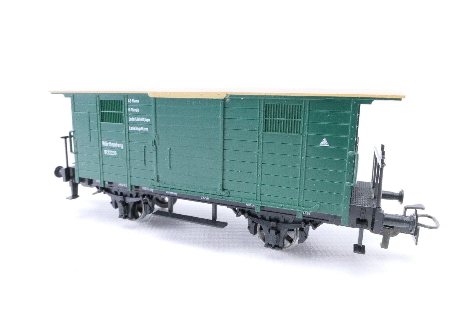 Märklin 4685 Gedeckter Güterwagen der DB, Analog, Spur H0, in OVP.5